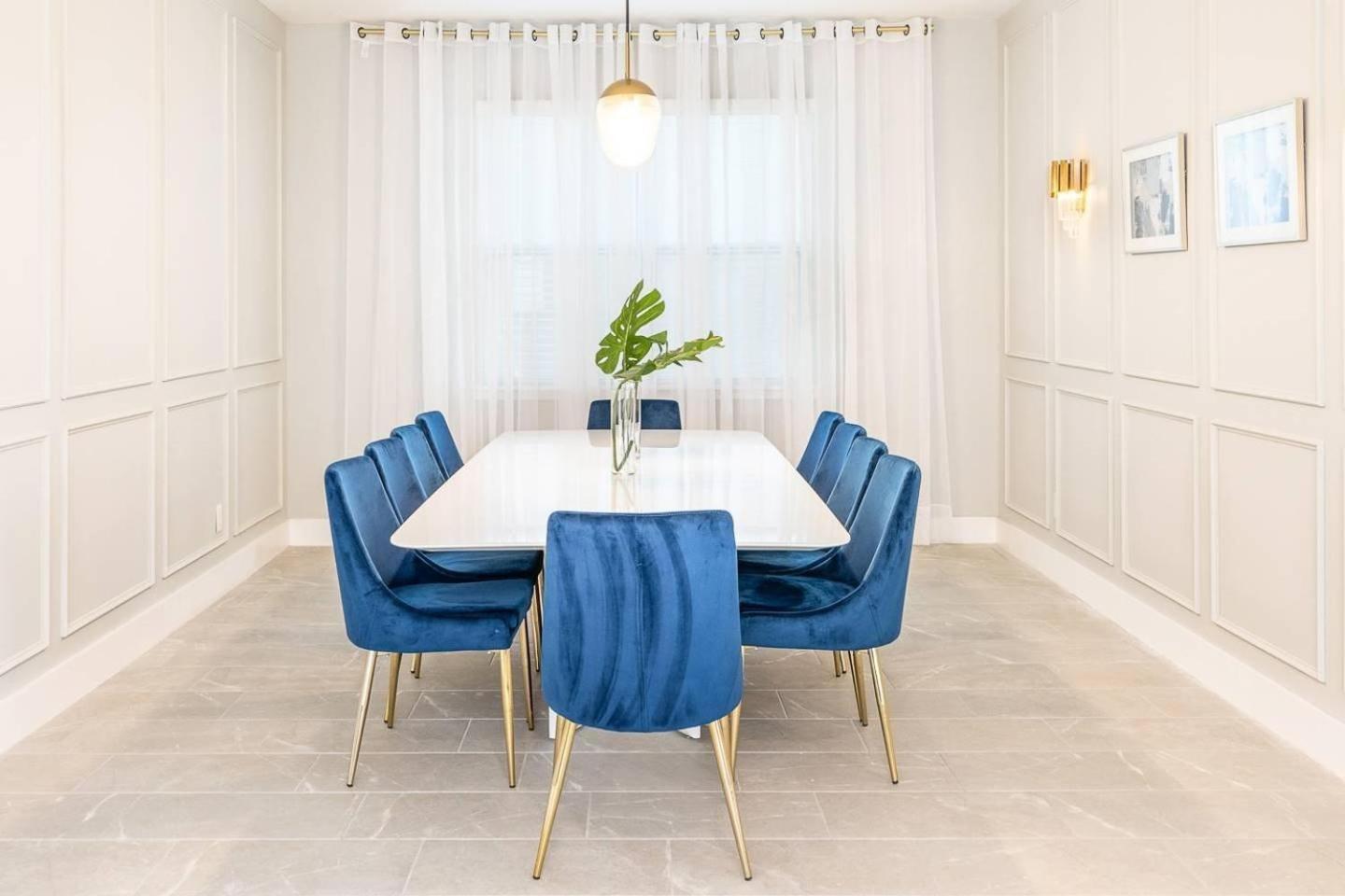 Ec448 - Colorful Getaway With Theater At Encore Orlando