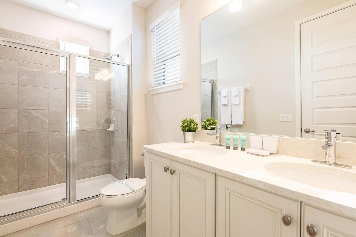 Holiday home Ec448 - Colorful Getaway With Theater At Encore Orlando