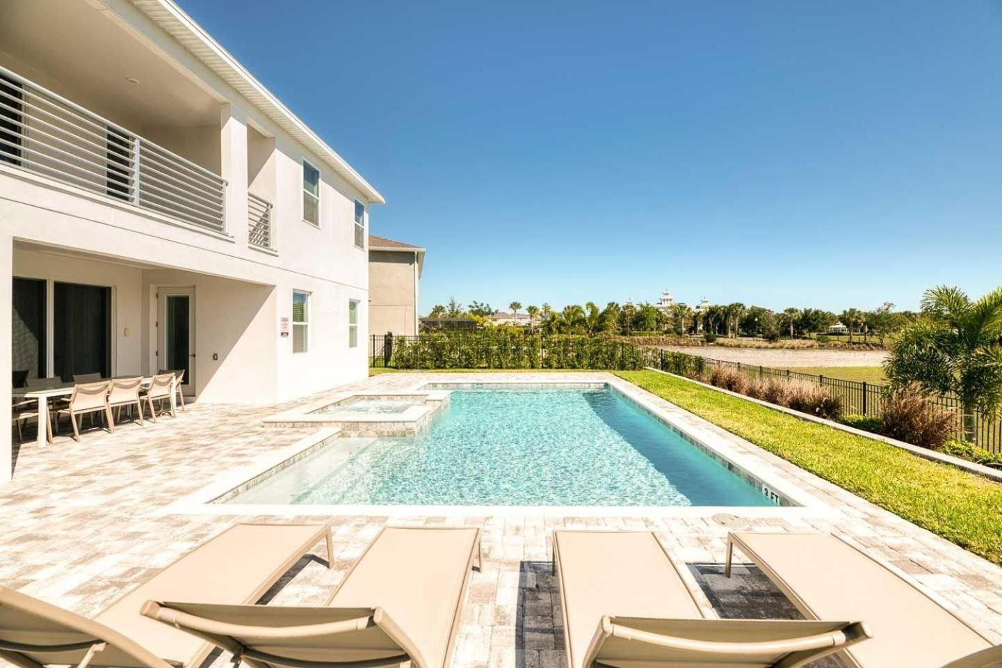 Ec448 - Colorful Getaway With Theater At Encore Holiday home Orlando
