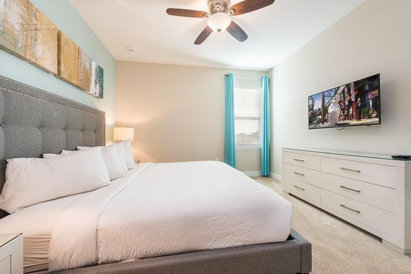Ec422 - Gleaming With Theater At Encore Orlando
