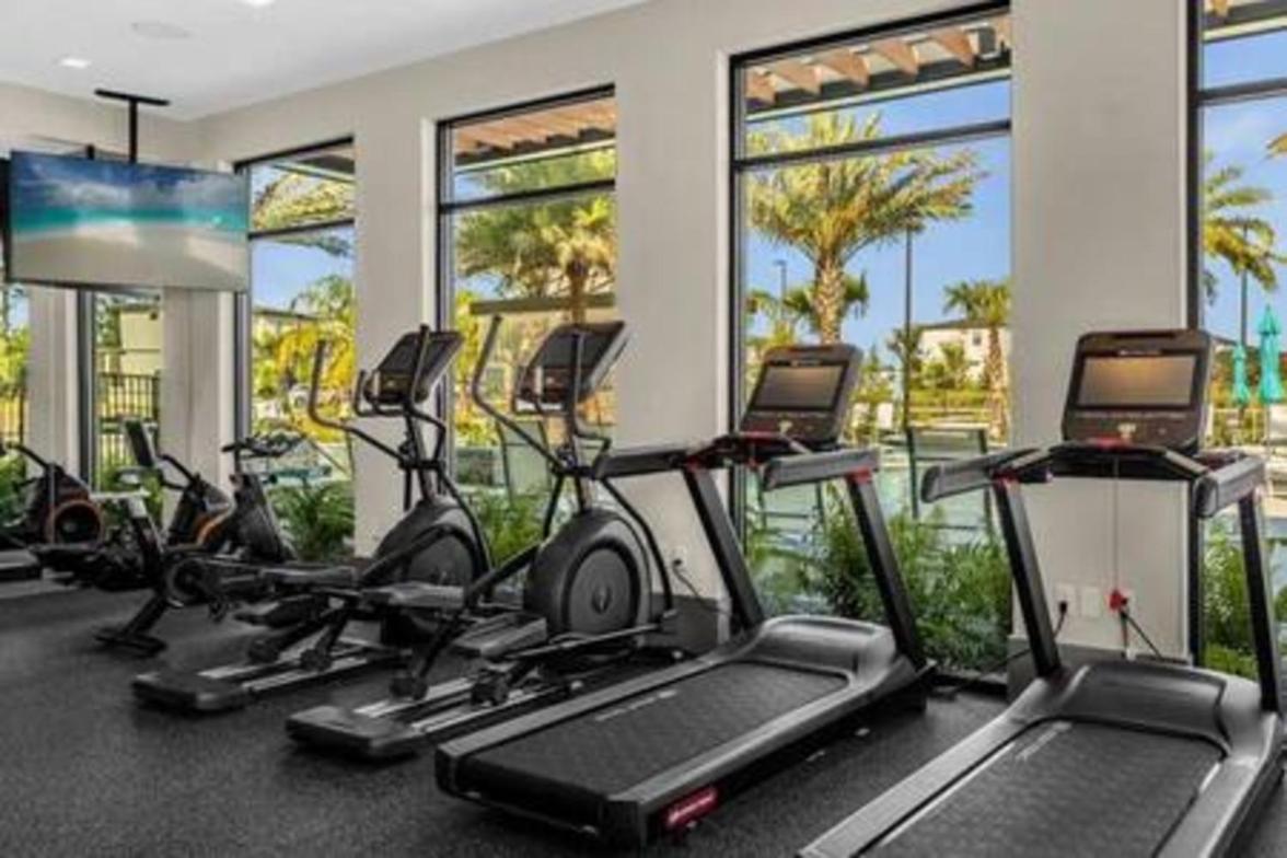 Lux 5br W Game Room, 4 & Private Poo Holiday home Orlando