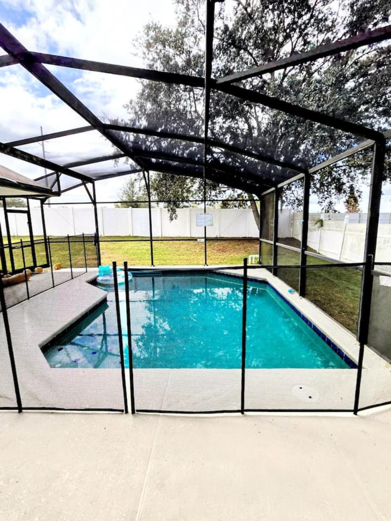 Joyful And Bright 4 Bedroom 3 Bathroom Pool * Orlando