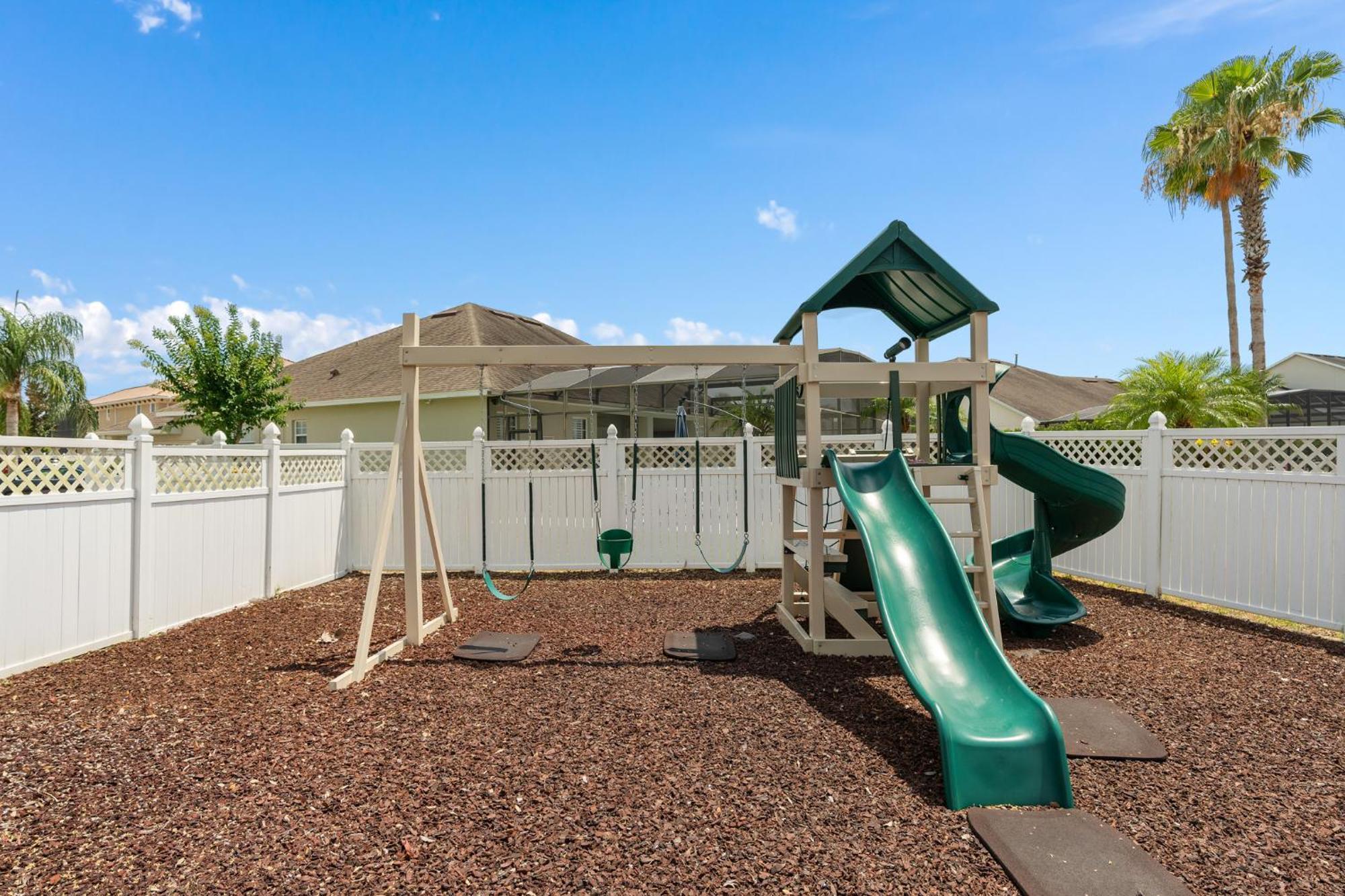 Mickeys Sunrise - Phenomenal 7br Themed Theater Swingset Splashpad Gas Bbq - 2 Miles To Orlando