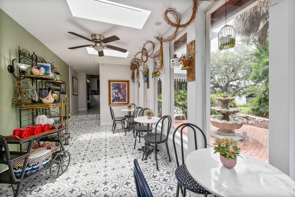 Holiday home 6 Bedroom Historic
