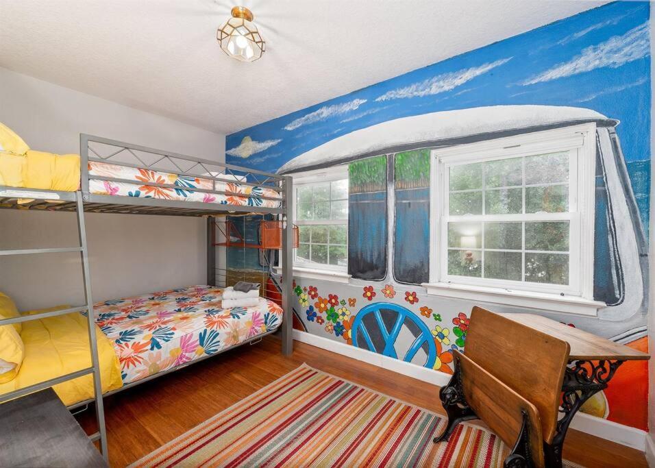 6 Bedroom Historic Holiday home