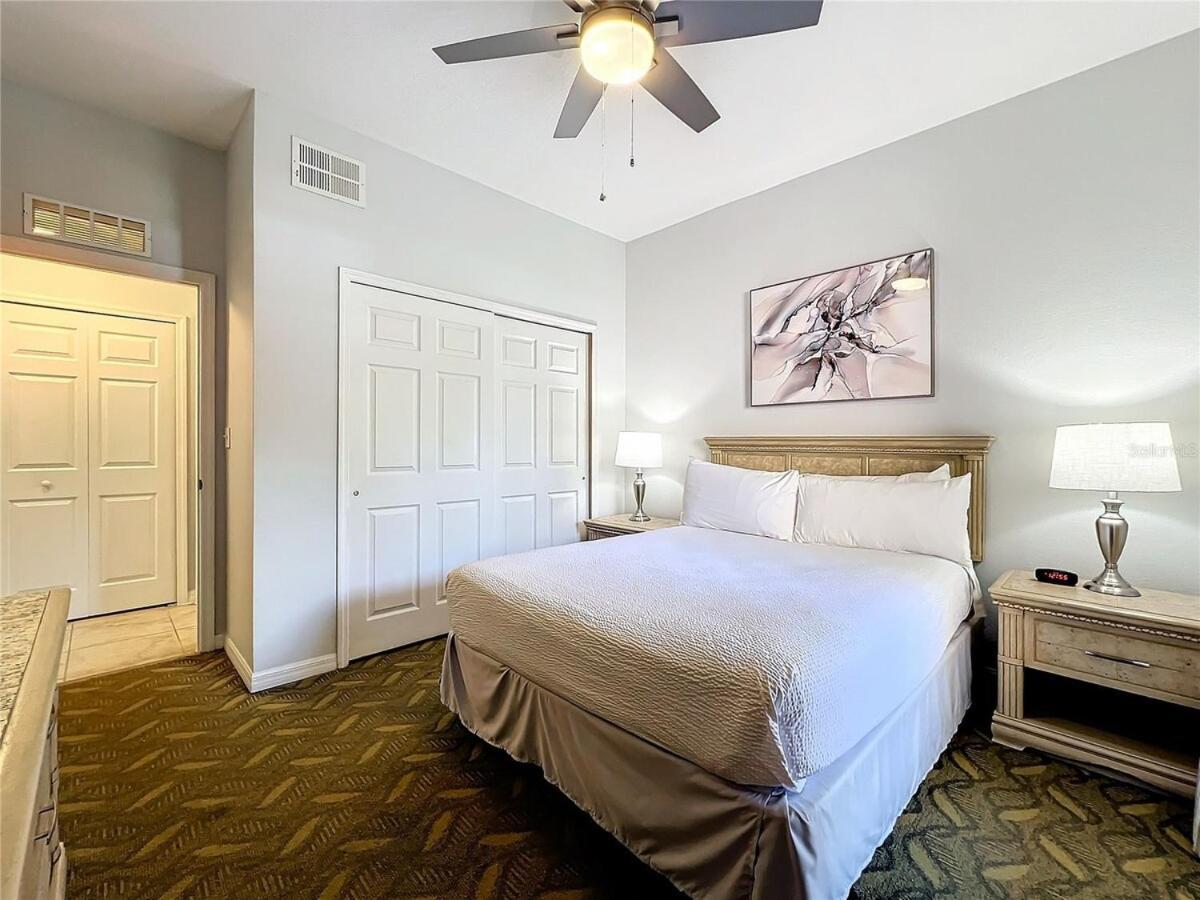 Spacious 3 Bed 3 Bath Luxury 5 Min From