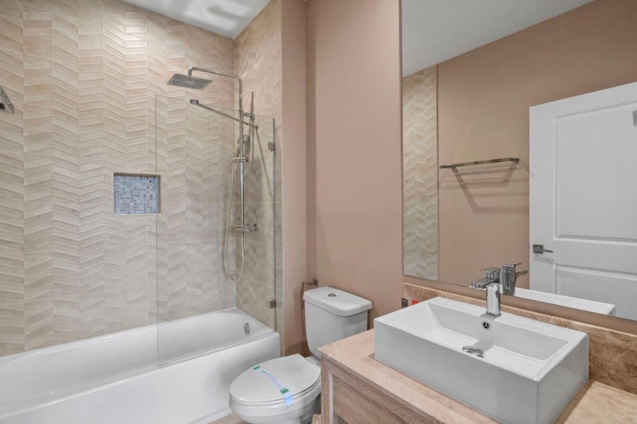 3 Bedroom 4 Bathroom Magic Village 3099 Holiday home Orlando