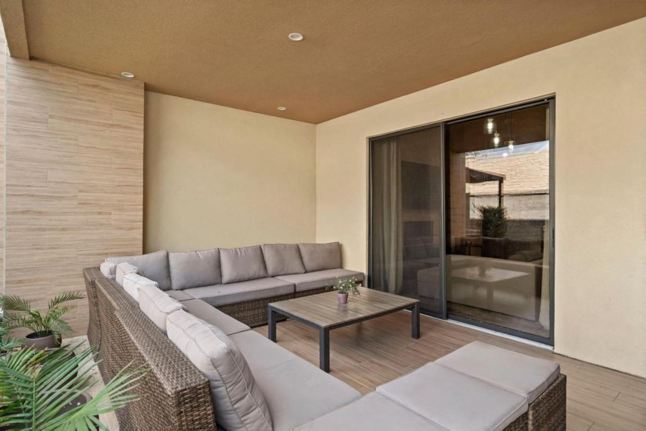 3 Bedroom 4 Bathroom Magic Village 3099