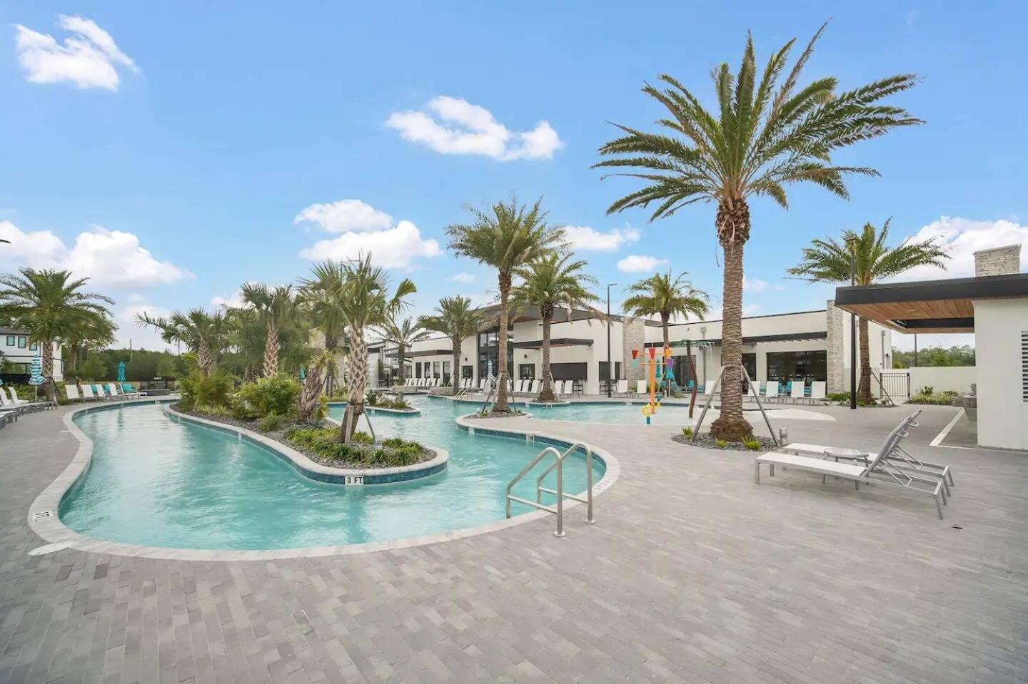 New 5bed Townhome Close To Sea World 10269 Holiday home *