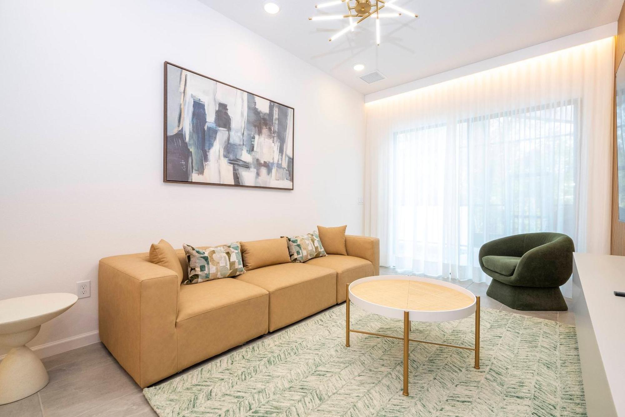 New 5bed Townhome Close To Sea World 10269 Orlando