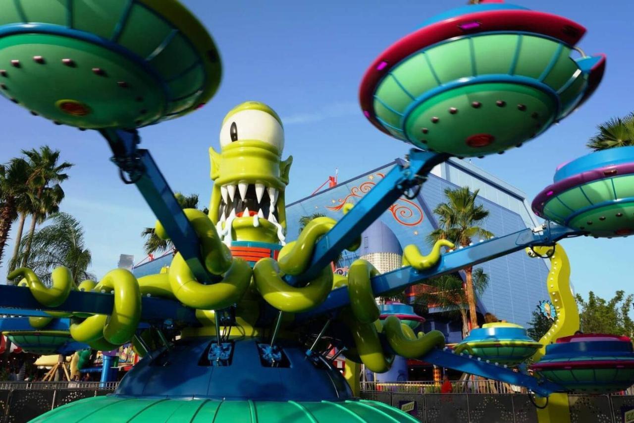 Near Themed Jacuzzi Pool 2609 Orlando