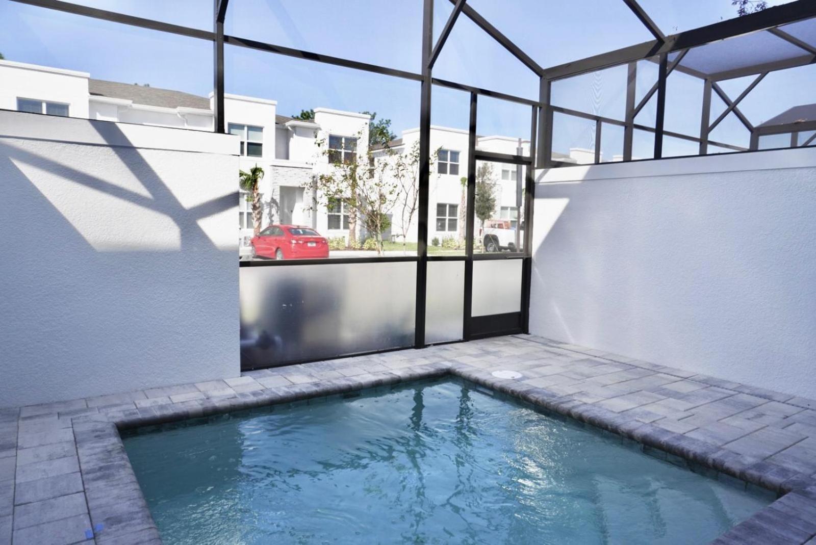 Stunning 3 Bedroom 3 Bath Townhome 363 *
