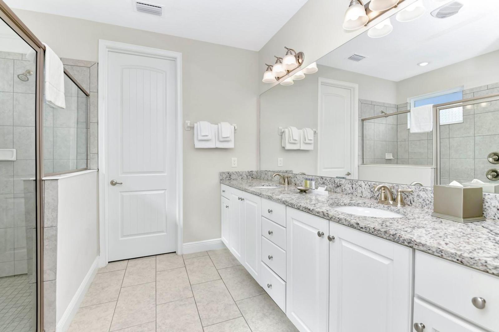 Holiday home Welcoming Five Bedroom House With Private Pool Near At Encore By Rentyl - 267sf