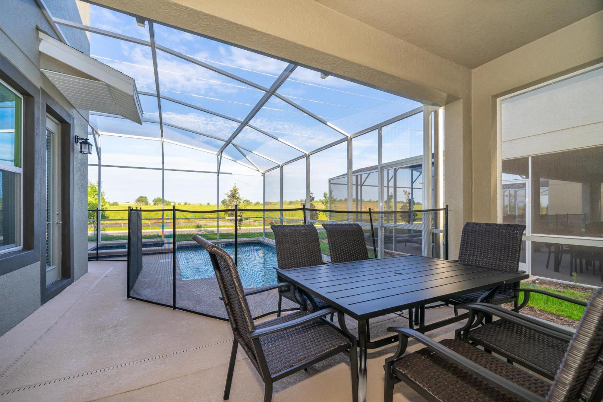 Holiday home 800mo 5 Bed/5 Ba Orlando