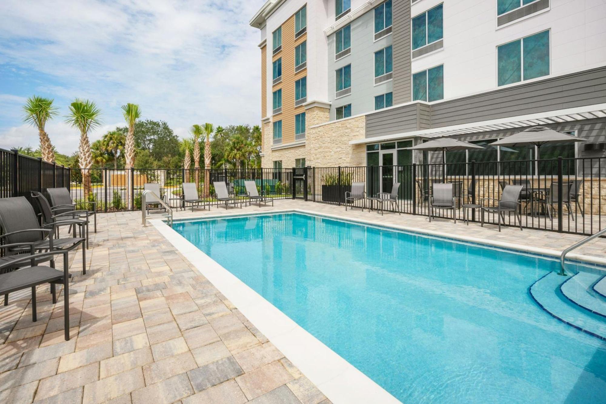 Fairfield By Marriott & At Millenia Hotel Orlando