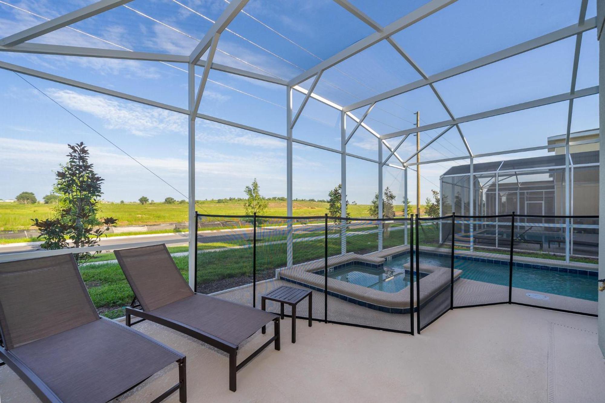 Holiday home 800mo 5 Bed/5 Ba Orlando