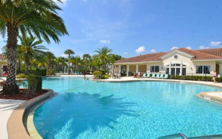 Holiday home Oakwater W/ Arcade & Pool Table - 15 Min To Orlando