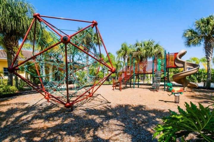 Oakwater W/ Arcade & Pool Table - 15 Min To Orlando