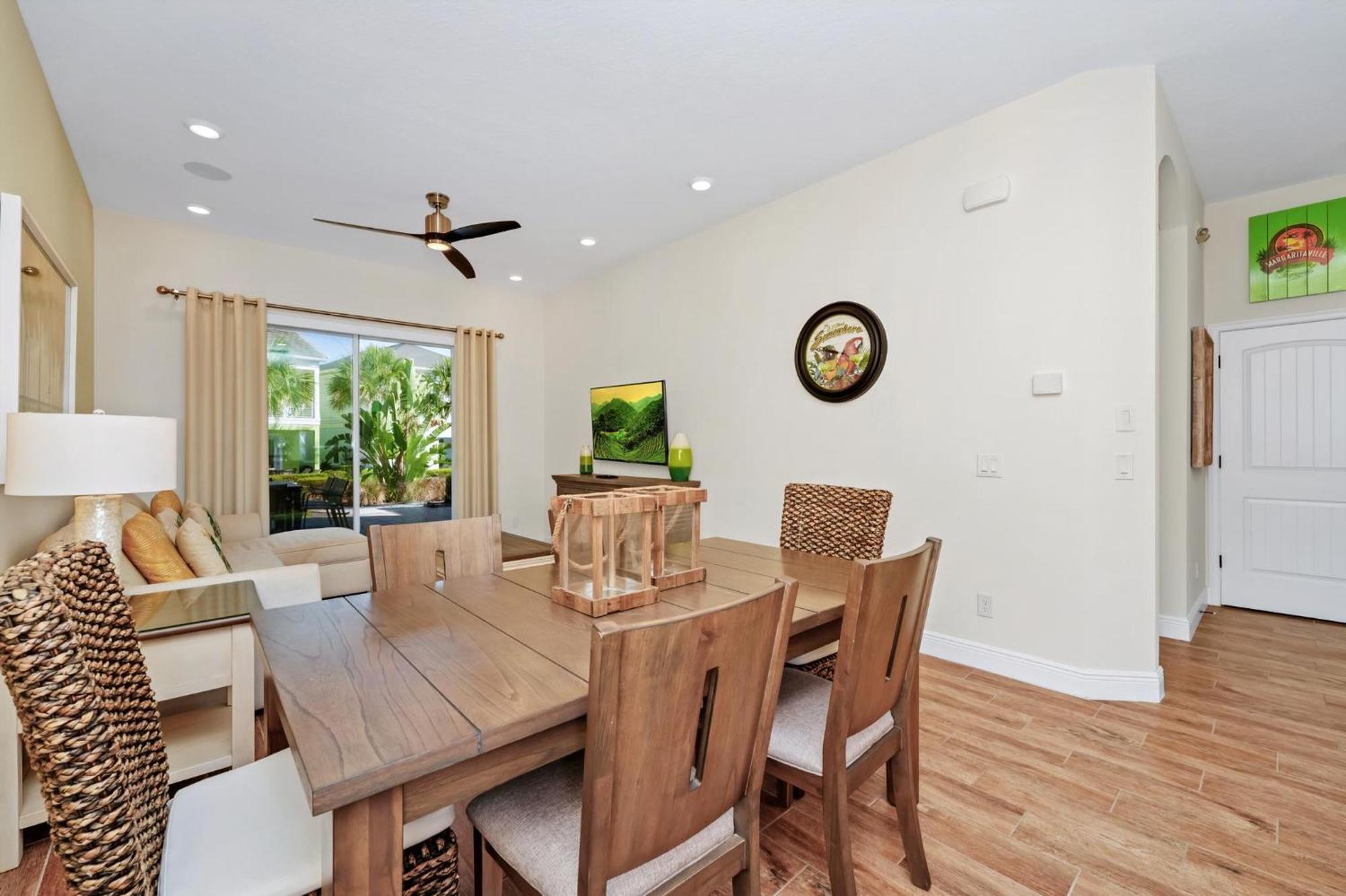 Orange Creamsickle Near With Margaritaville Access - 2980sr Holiday home *