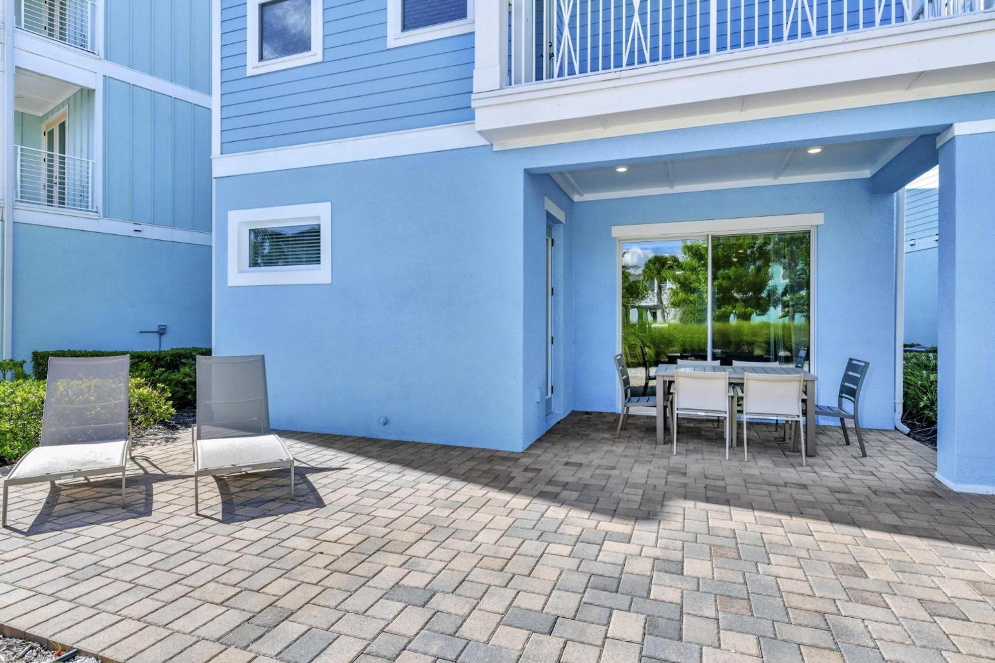 Holiday home Sky Blue And Palm Trees Near With Margaritaville Access - 8071kd