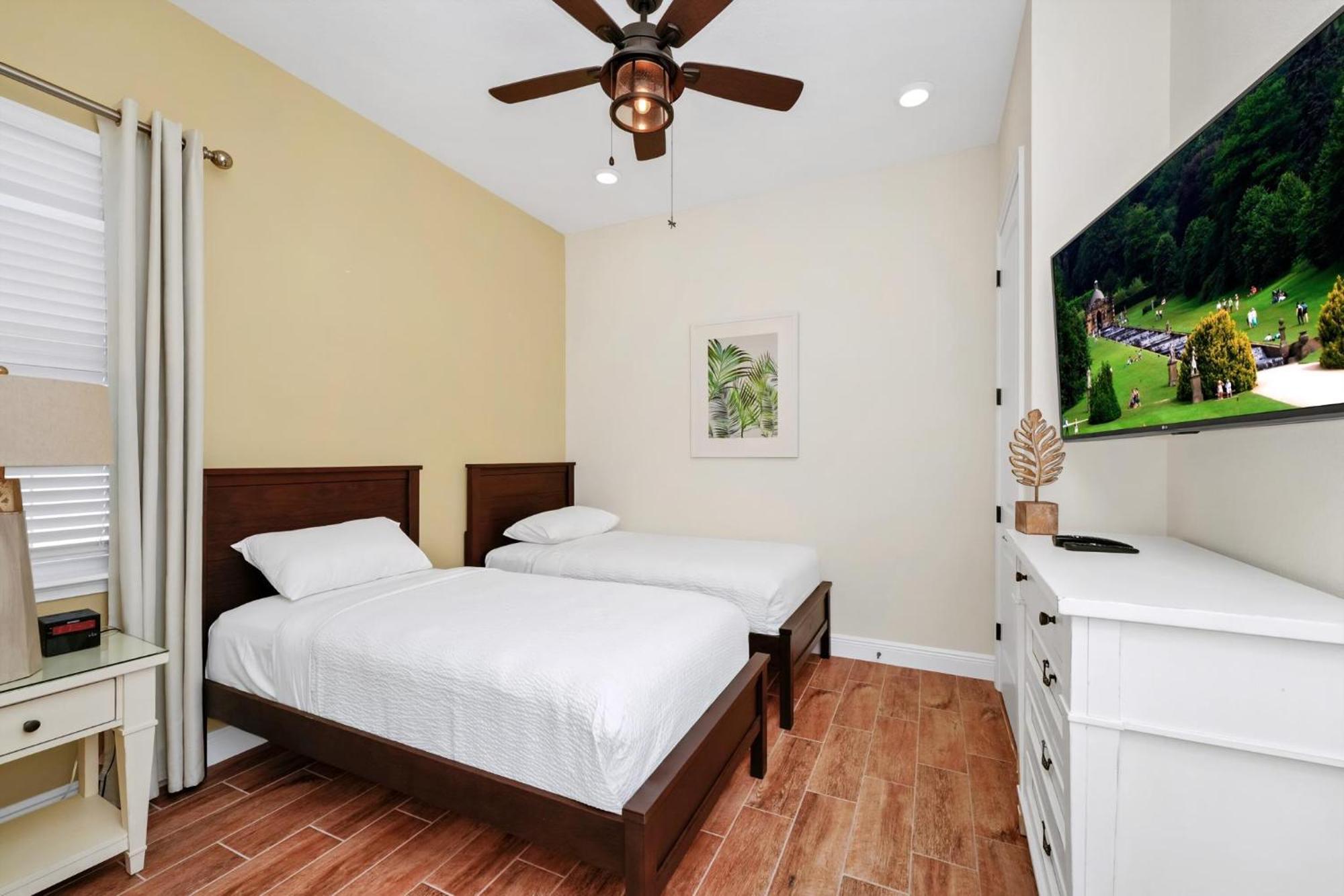 Holiday home Orange Creamsickle Near With Margaritaville Access - 2980sr *