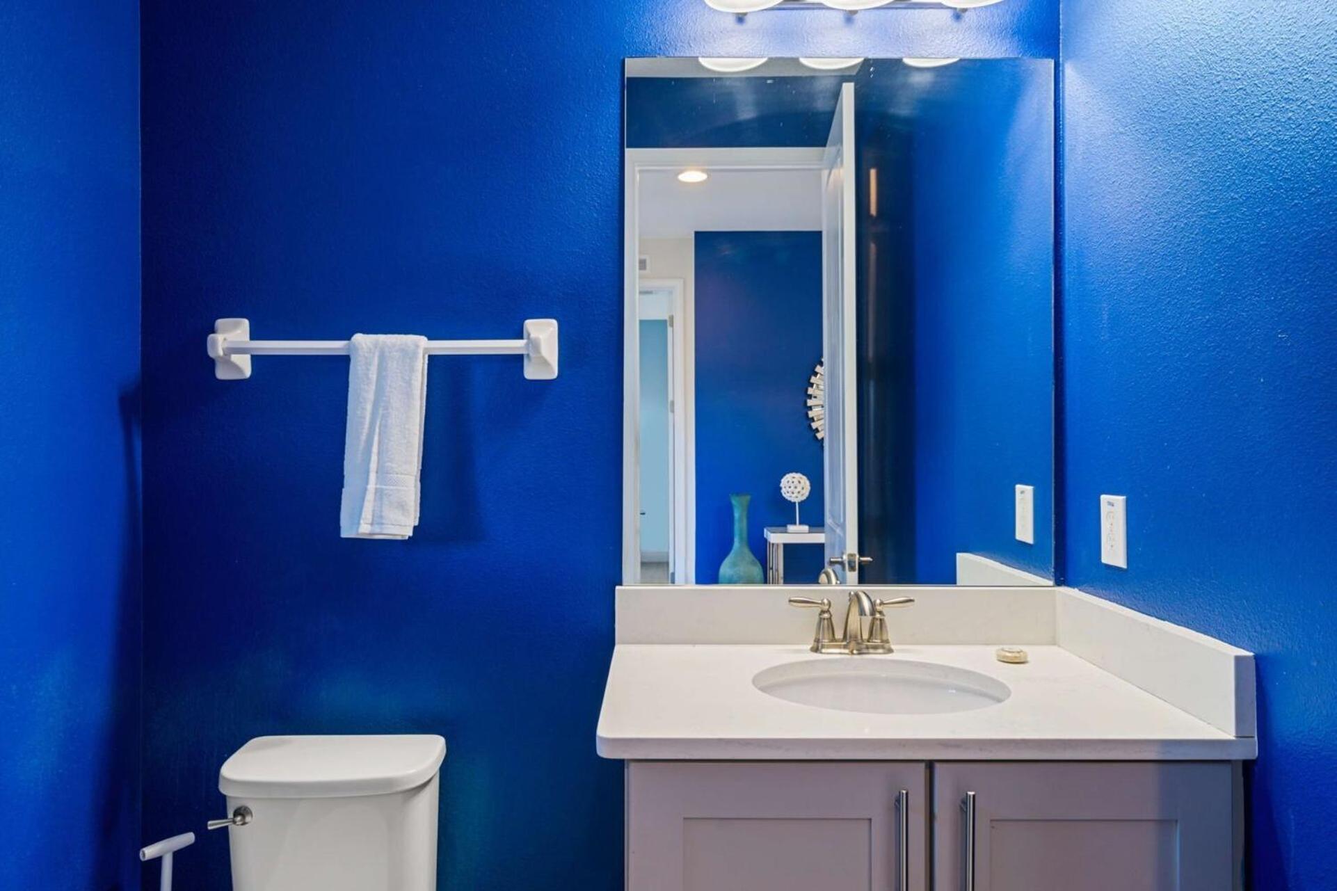 Indulge In Opulence: Where Comfort Meets Endless Fun *