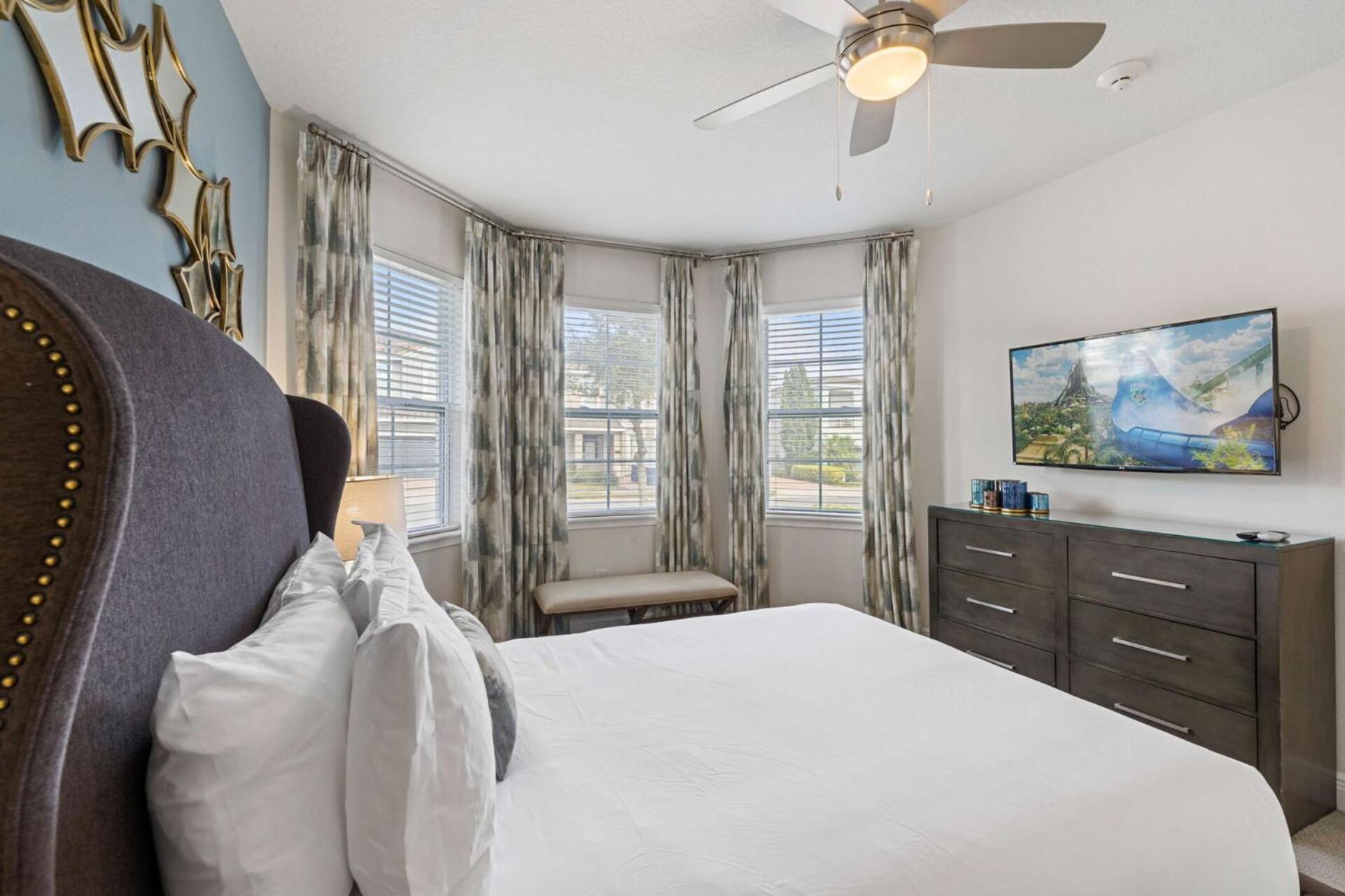 Indulge In Opulence: Where Comfort Meets Endless Fun Villa Orlando