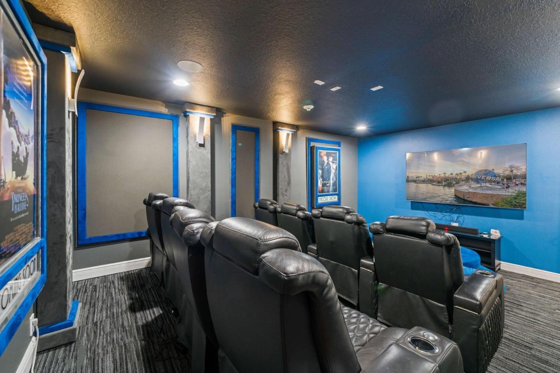Villa Indulge In Opulence: Where Comfort Meets Endless Fun *