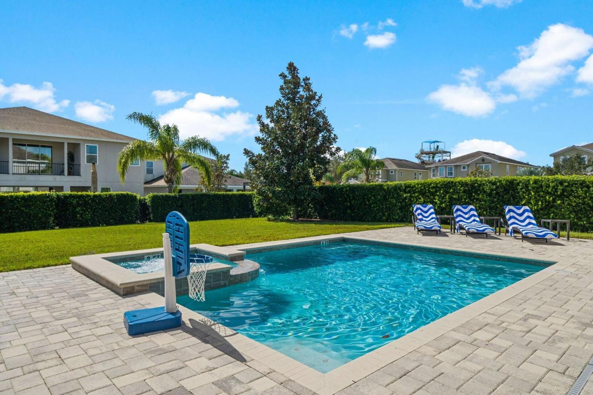 Indulge In Opulence: Where Comfort Meets Endless Fun Villa Orlando