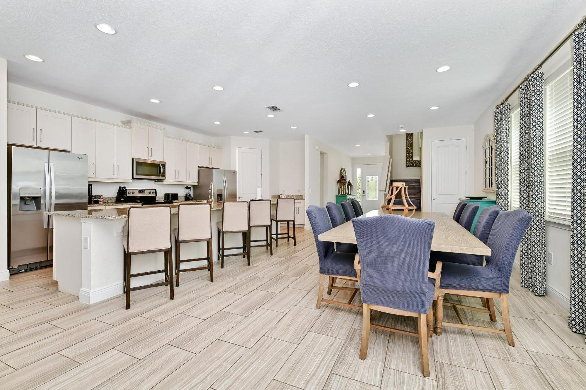Luxury By Rentyl Near With Private Pool, Themed & Amenities- 260c Holiday home *