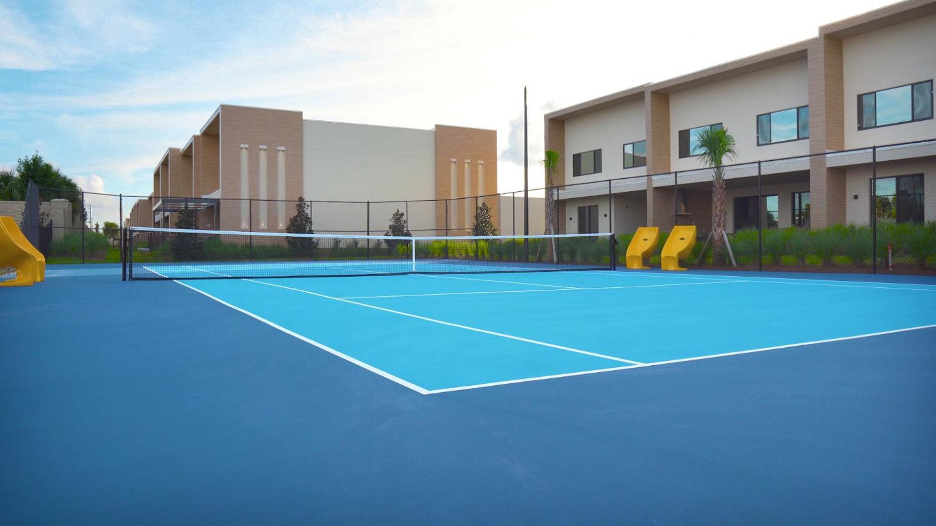 Luxury In With Private Hot Tub - 7 Min From Parks - 3 Bedrooms And 4 Bathrooms! Villa *