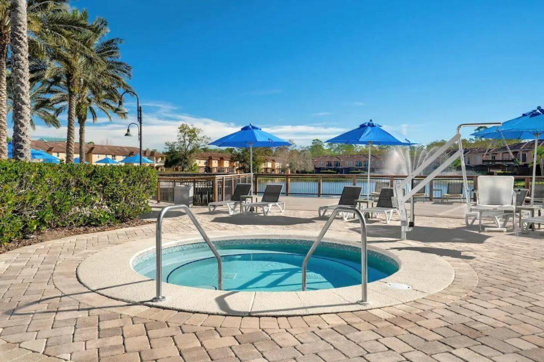 Cozy 4br Regal Oaks Close To Holiday home Orlando