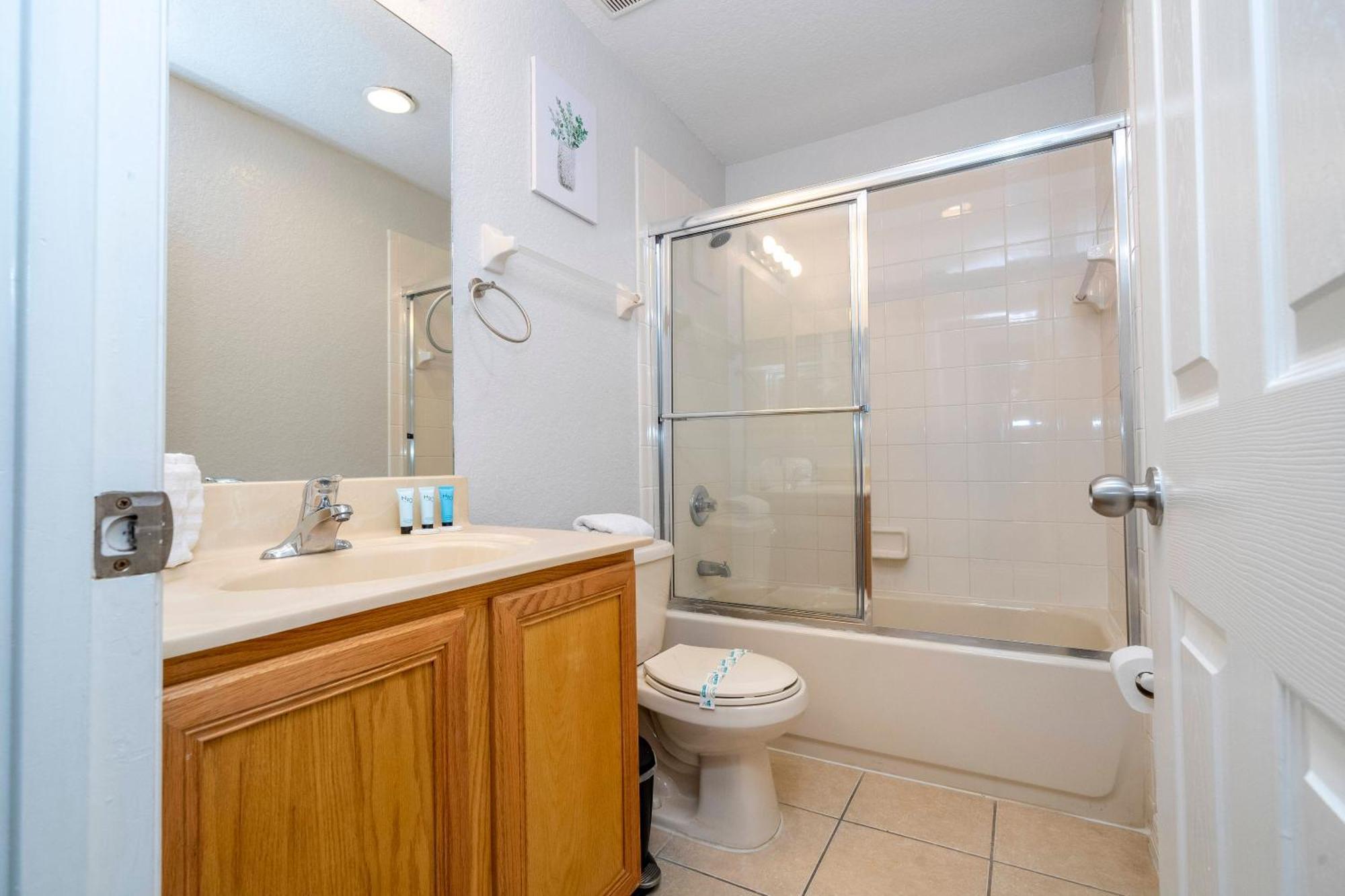 Cozy 4br Regal Oaks Close To Orlando