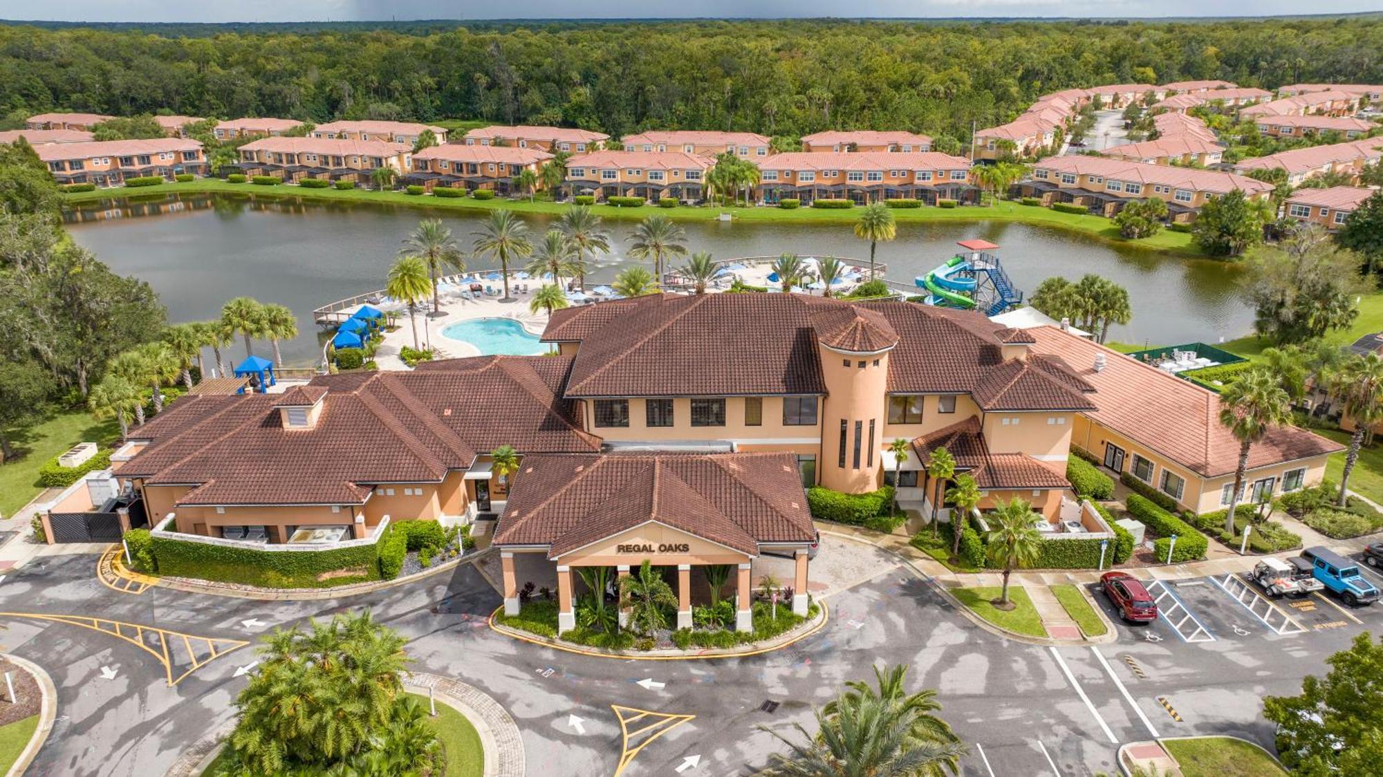Cozy 4br Regal Oaks Close To * Orlando