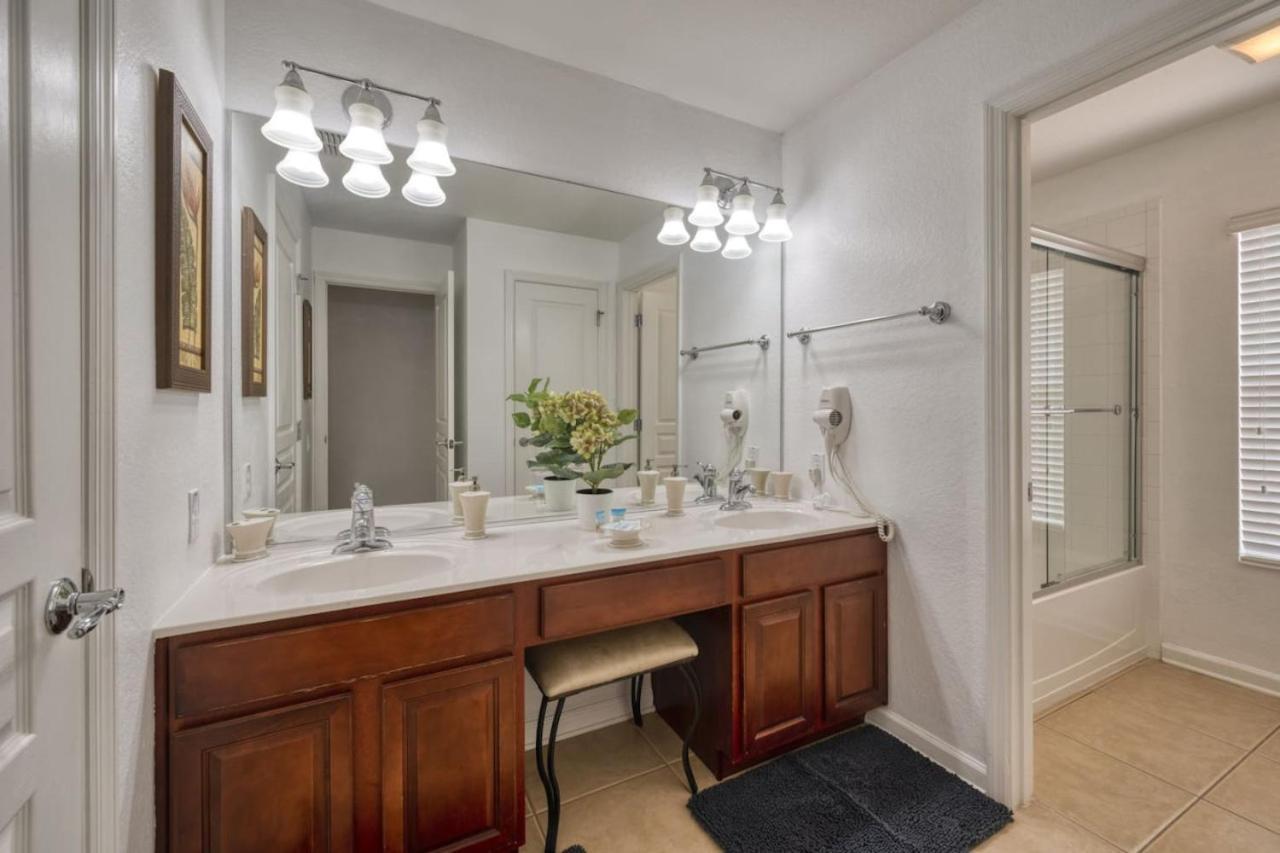 2584 - 6 Bedroom With Pool And Water Park Included Holiday home Orlando