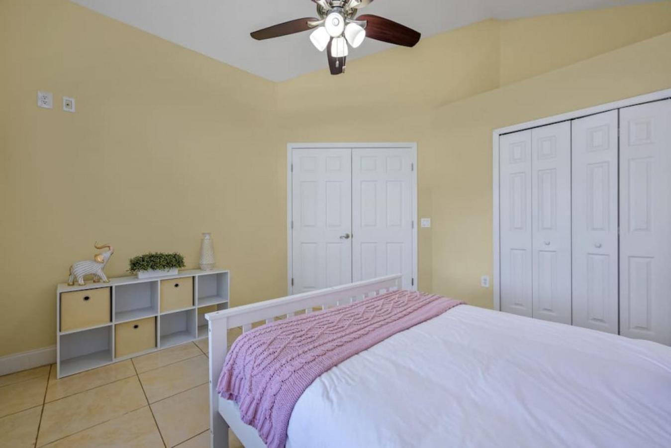 Fg7909 - 6 Bedrooms With Pool - Near World *