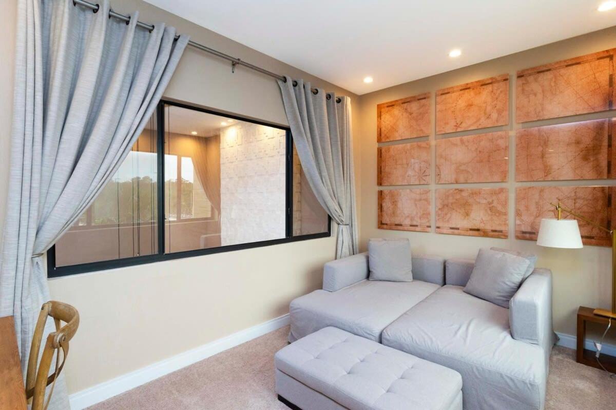 Holiday home Gorgeous 4bd Close To @ Magic Village 7581