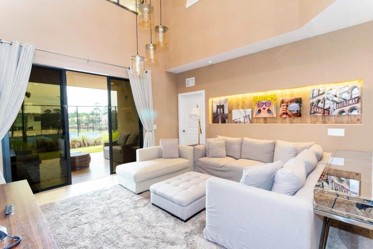 Gorgeous 4bd Close To @ Magic Village 7581 Holiday home *