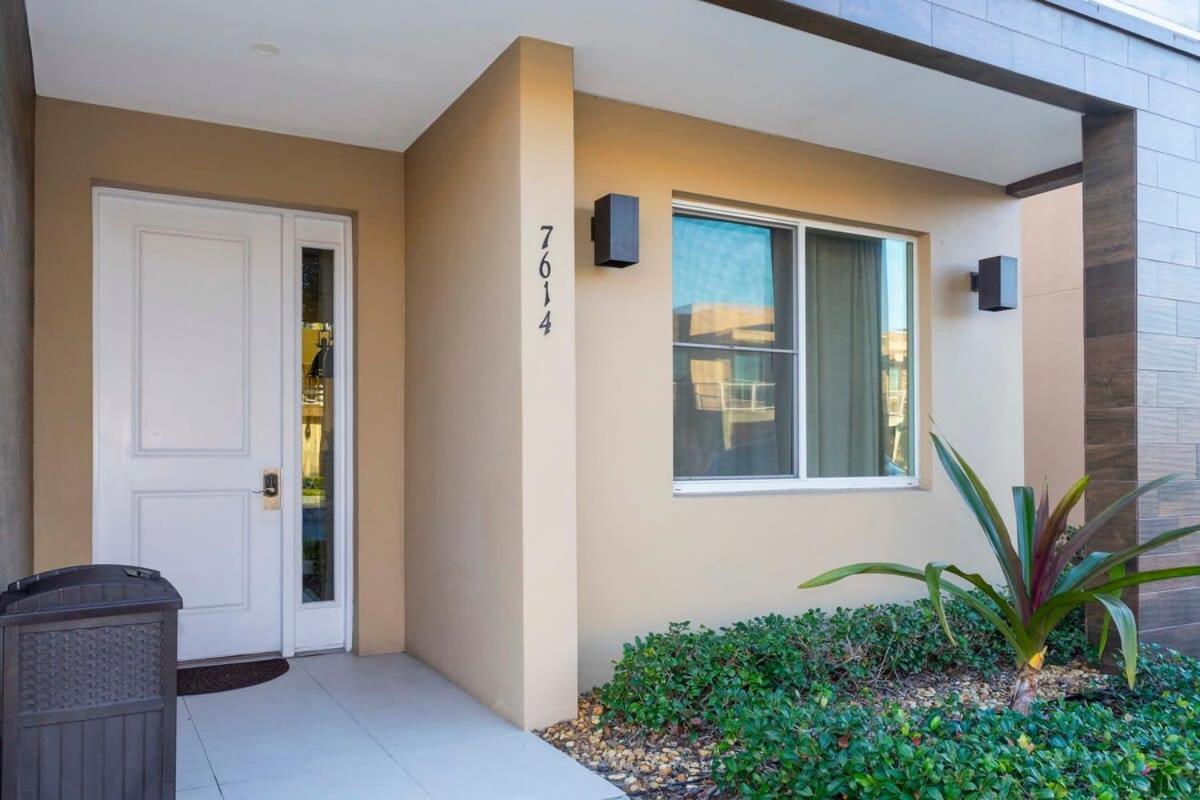 Stunning 4bd Close To @ Magic Village 7614 Holiday home *