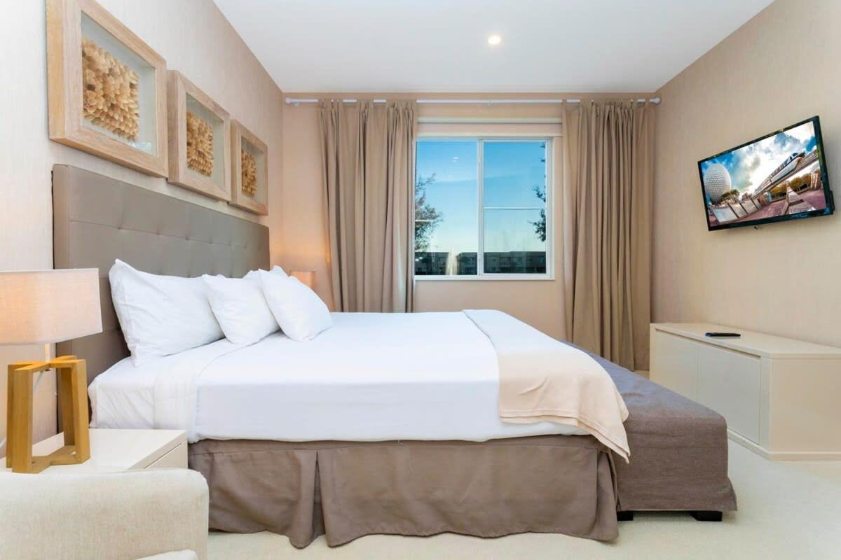 Stunning 4bd Close To @ Magic Village 7614