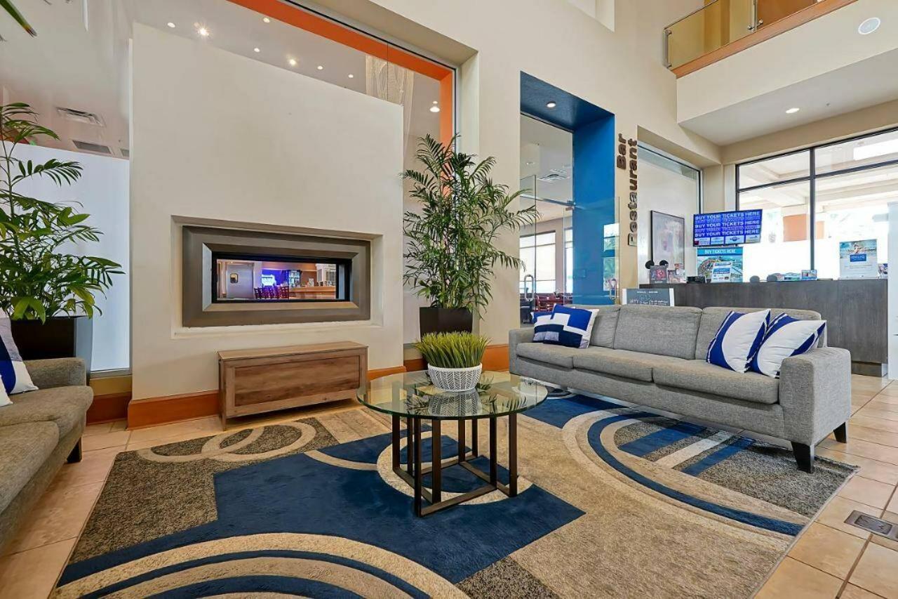 Beautiful Townhome Old Town * Orlando
