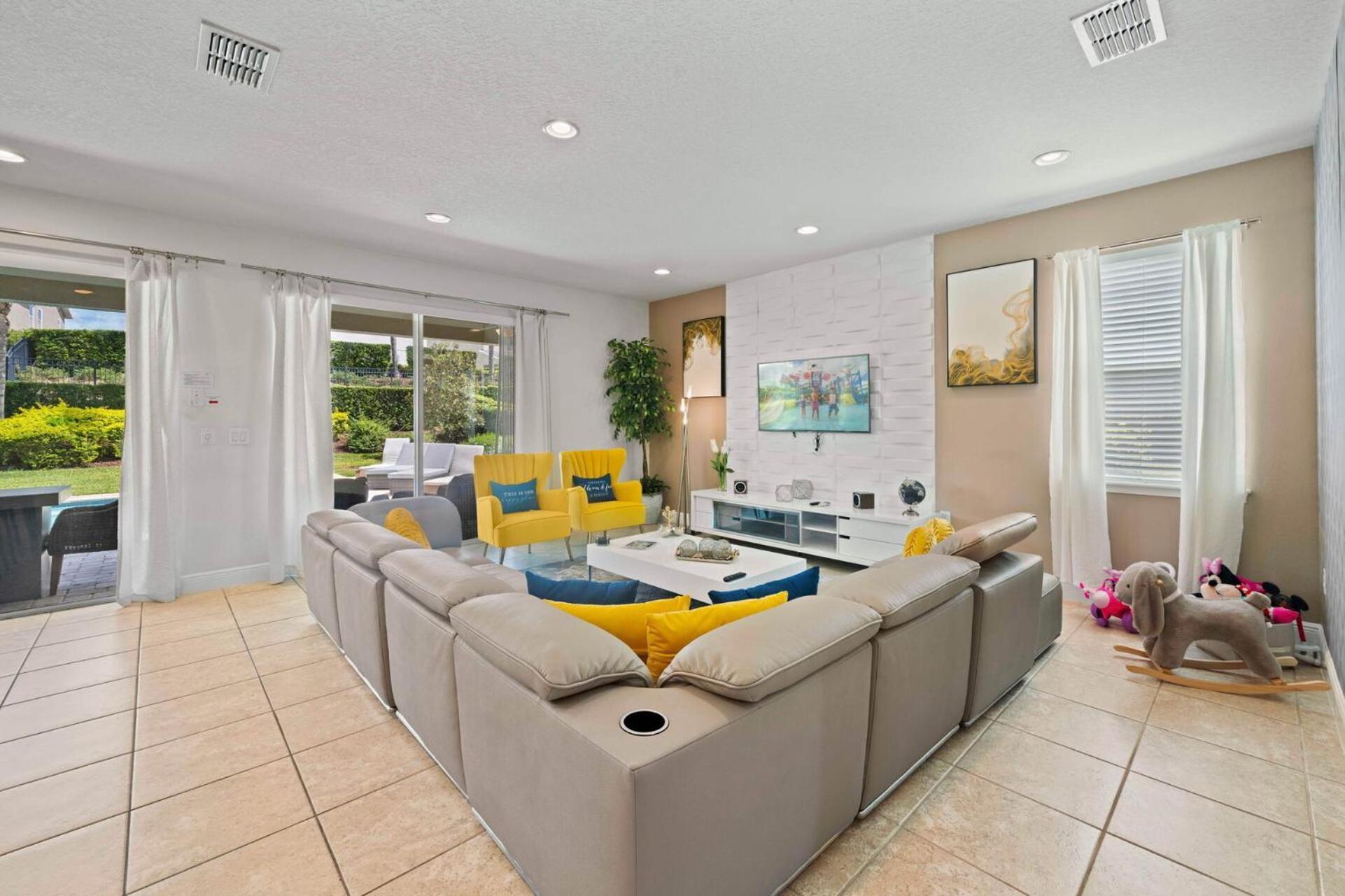 Villa Step Into A Magical Escape: Luxury Awaits *