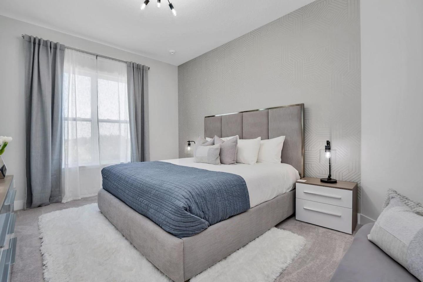 The Luxurious Bear's Den Estate-tb009 Holiday home