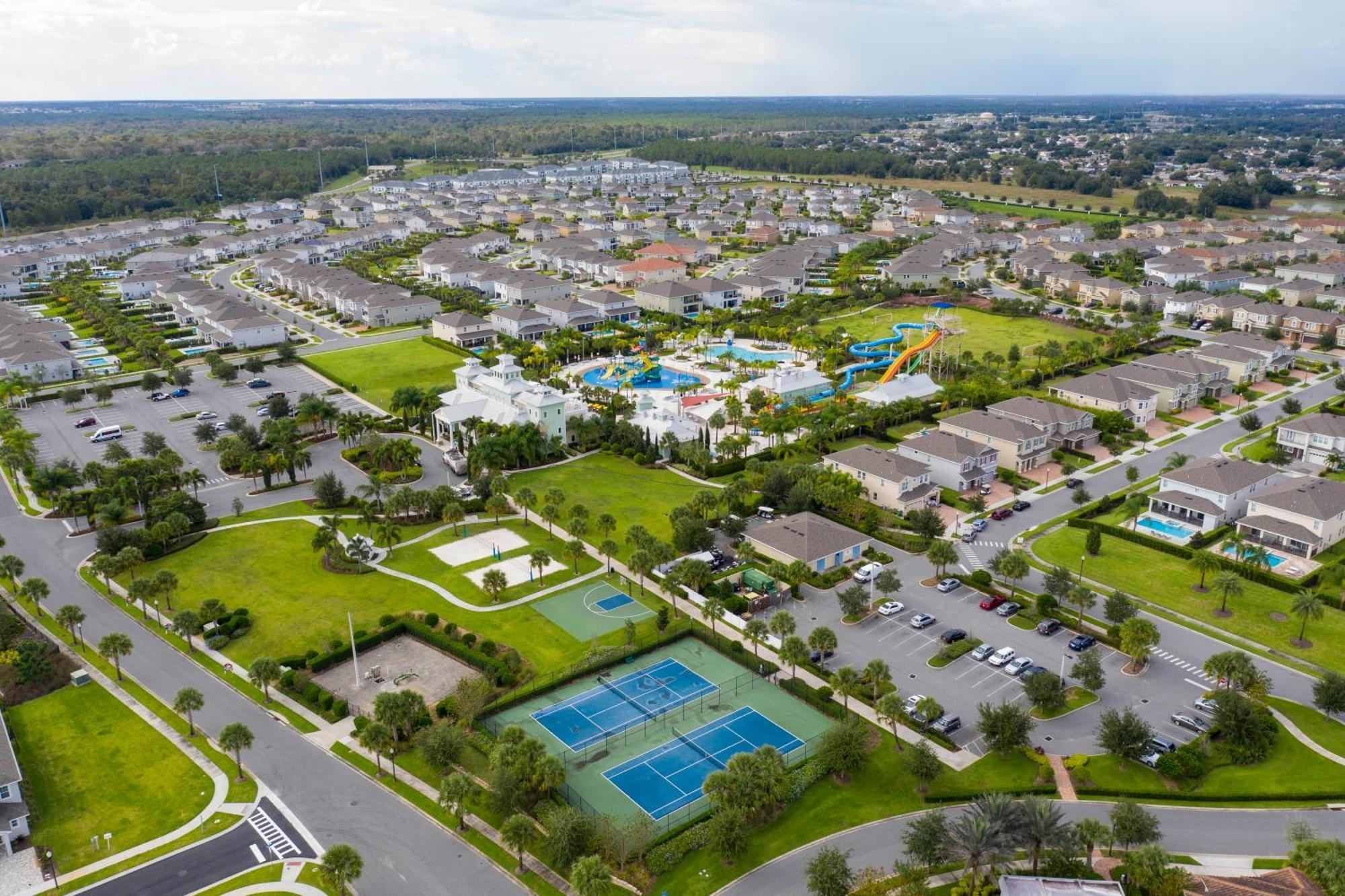 510 Bs - 5bd Cozy Family Haven With Pool Holiday home Orlando