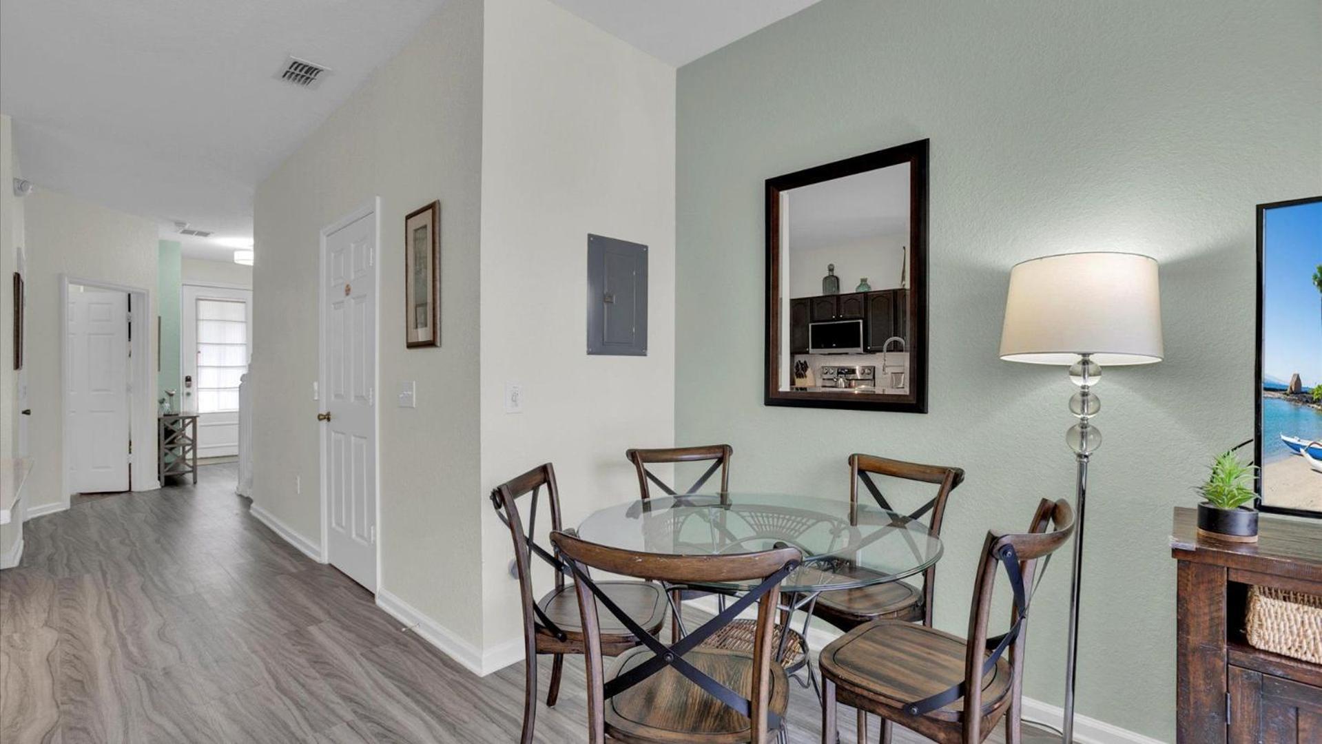 Windsor Hills 3 Bedroom Private Pool Townhome 0876 *