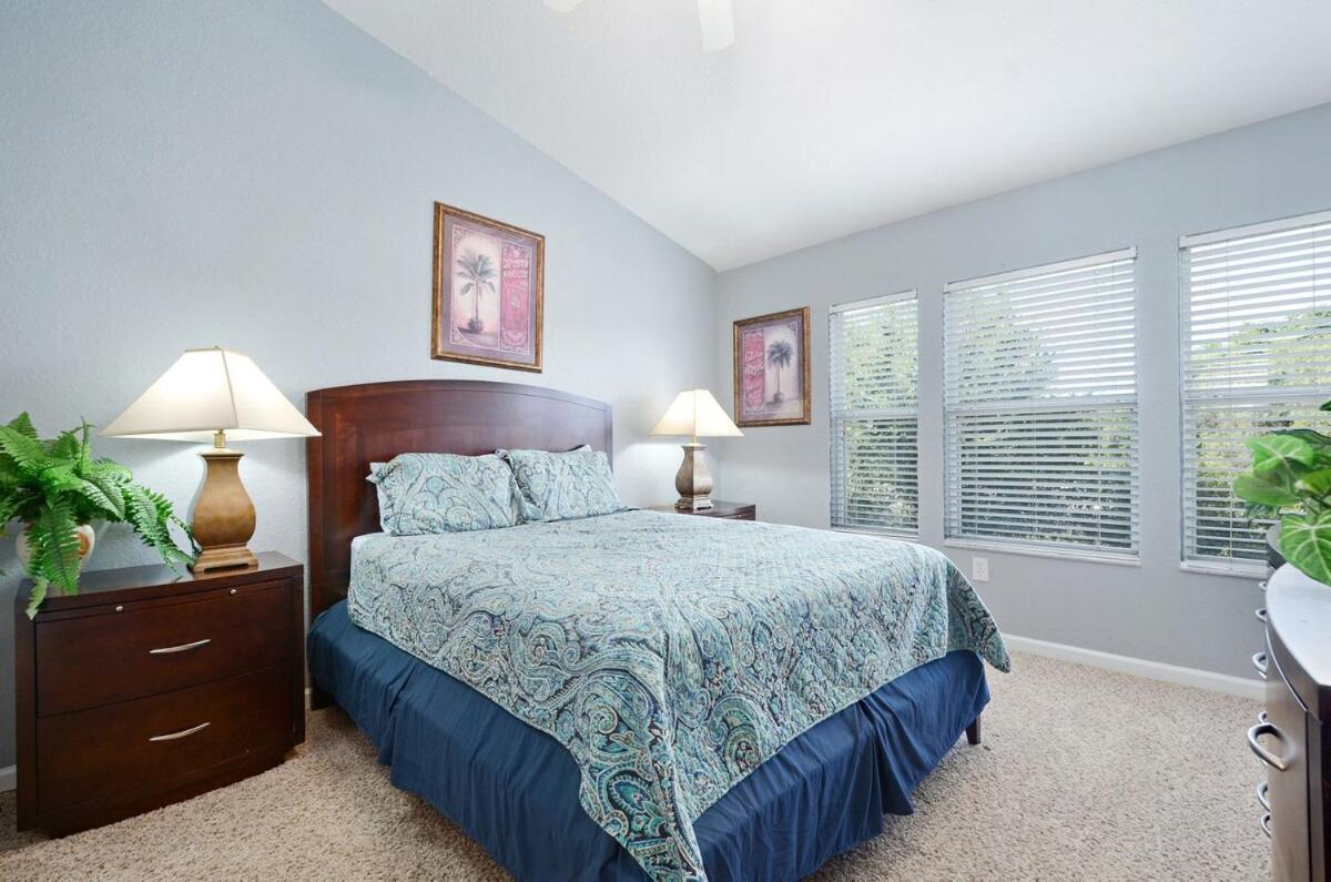 Luxury 3-bdr House With Pool Next To Holiday home *