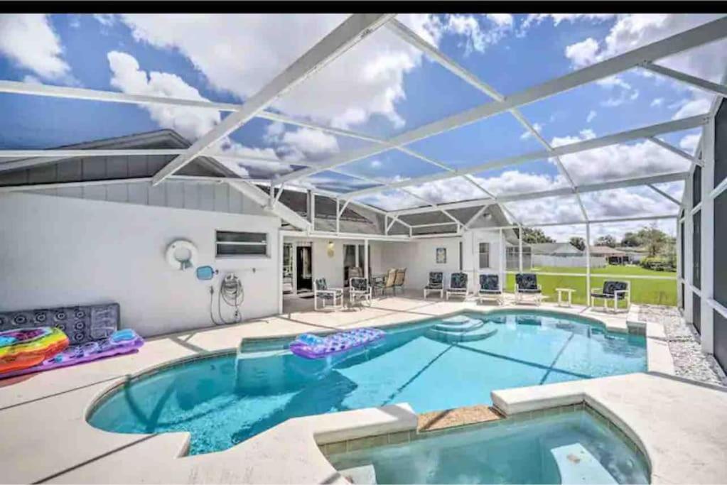 Villa Heated Pool, And Game
