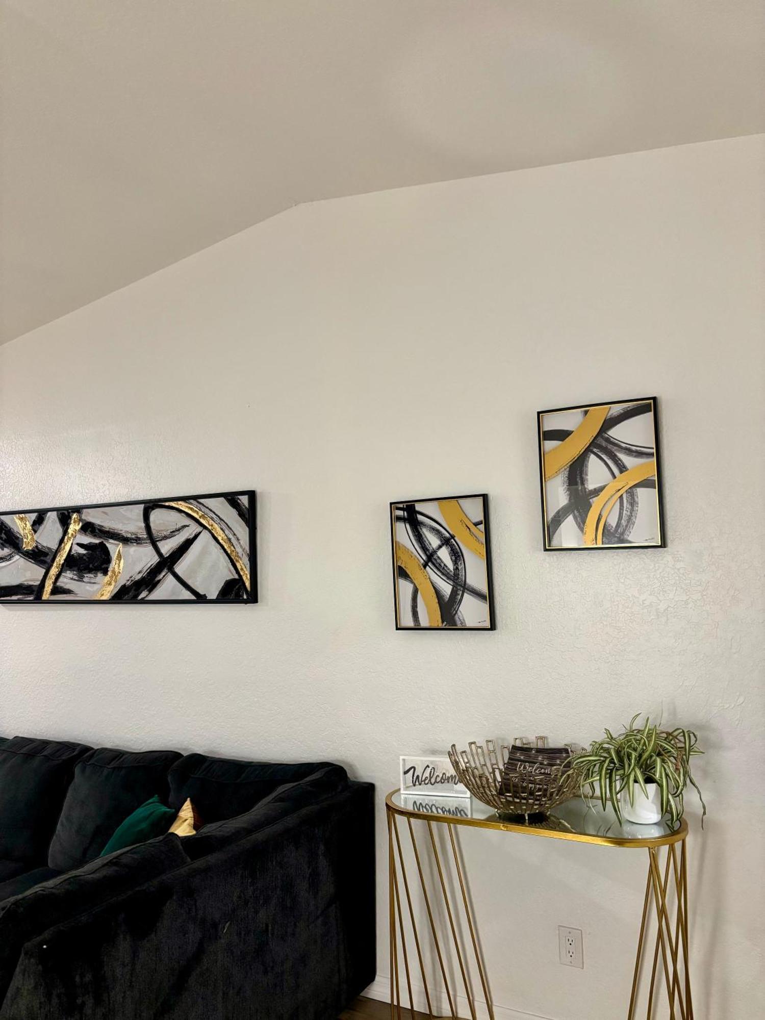Apartment Oasis 2br Parks Fast Wi Fi Pool Gym Free Parking Workspace Free Cable Near Universal *