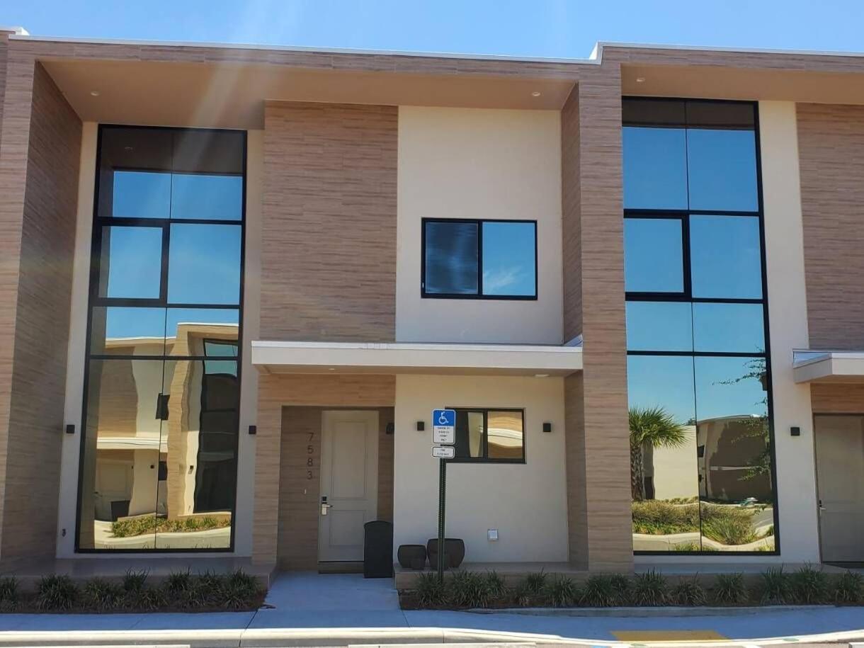 3053 Magic Village Exceptional Jacuzzi 8min * Orlando