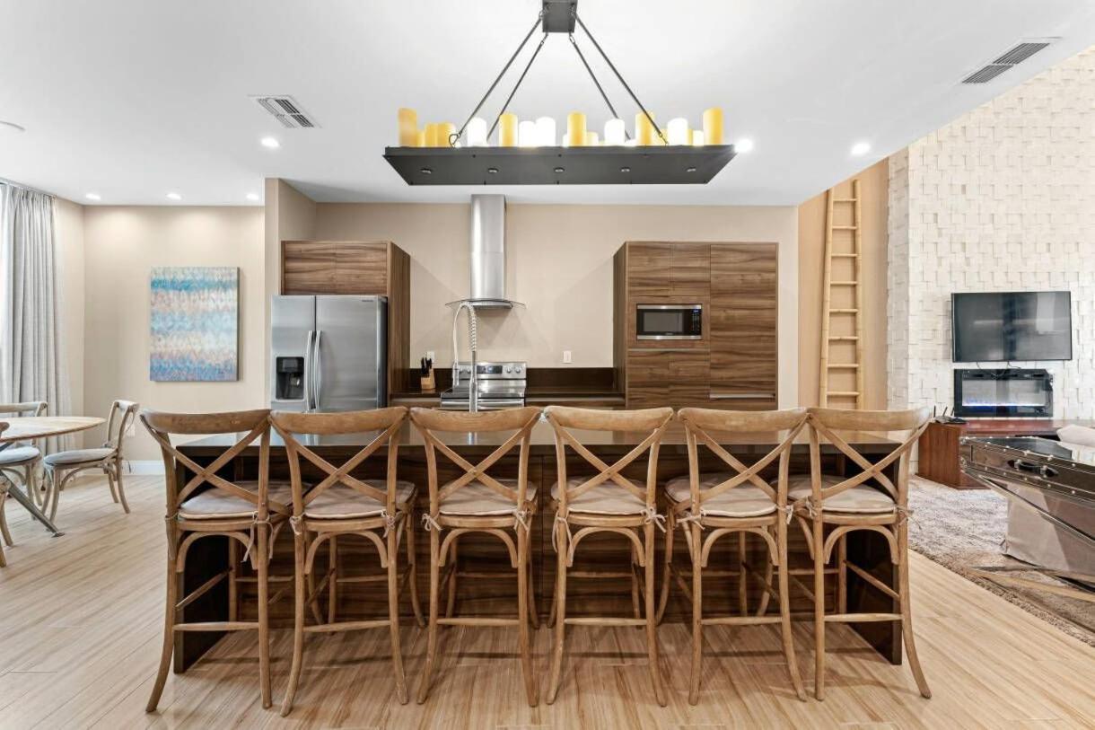 7462 Chic Luxury Magic Village Bbq 8 Min Holiday home